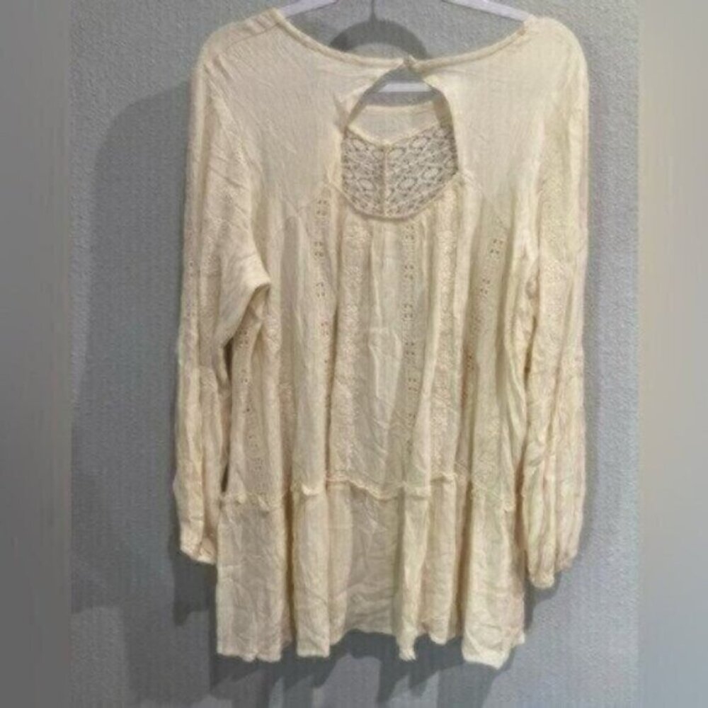 Adiva Cream Crochet Yoke Peasant Blouse - Picture 8 of 10
